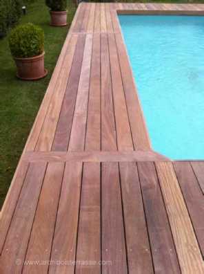 tour bois de piscine 78